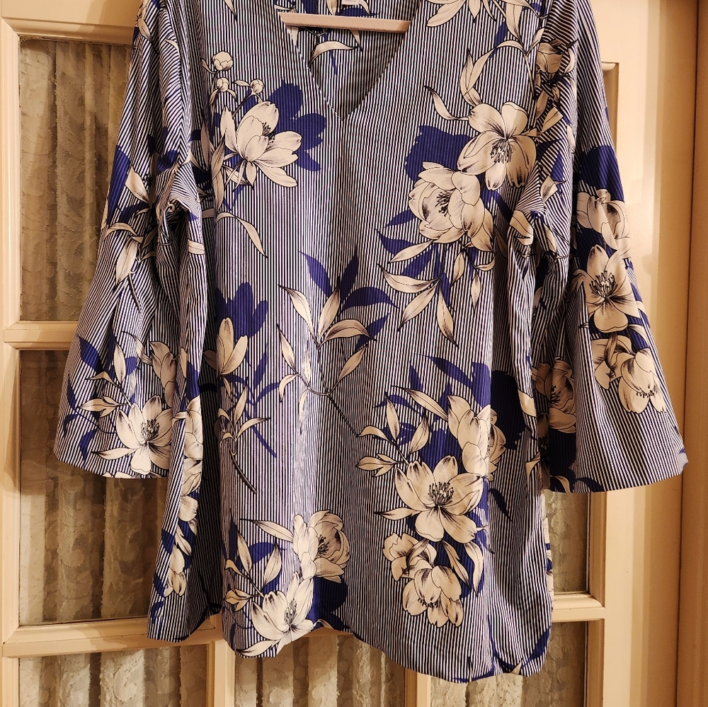 Charter Club Blue and Gray Floral 3/4 Sleeve Blouse  Size Large